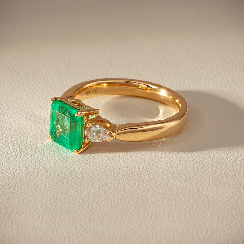 18ct Yellow Gold 1.83ct Emerald & Diamond Ayla Ring - Ring - Walker & Hall