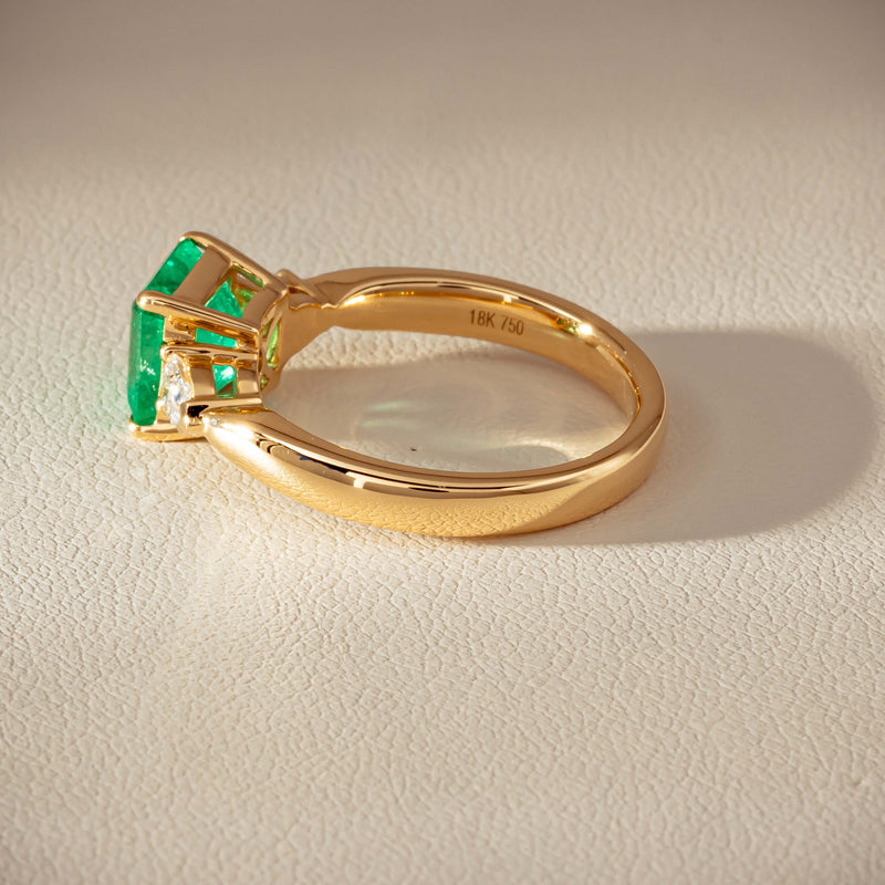 18ct Yellow Gold 1.83ct Emerald & Diamond Ayla Ring - Ring - Walker & Hall