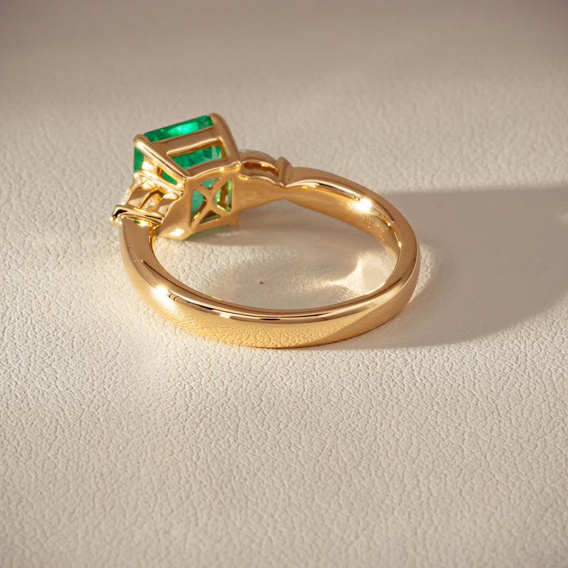 18ct Yellow Gold 1.83ct Emerald & Diamond Ayla Ring - Ring - Walker & Hall