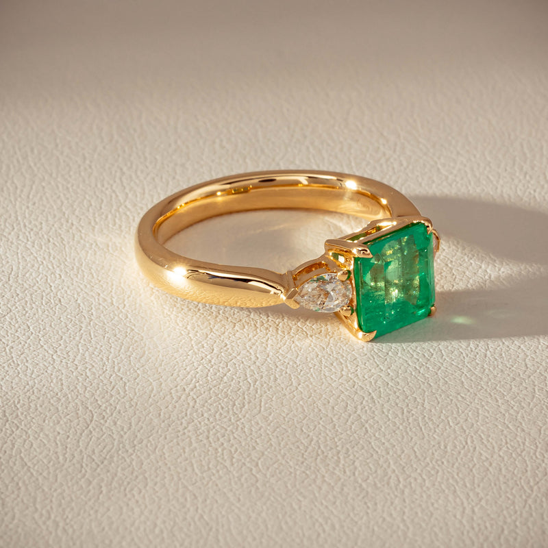 18ct Yellow Gold 1.83ct Emerald & Diamond Ayla Ring - Ring - Walker & Hall