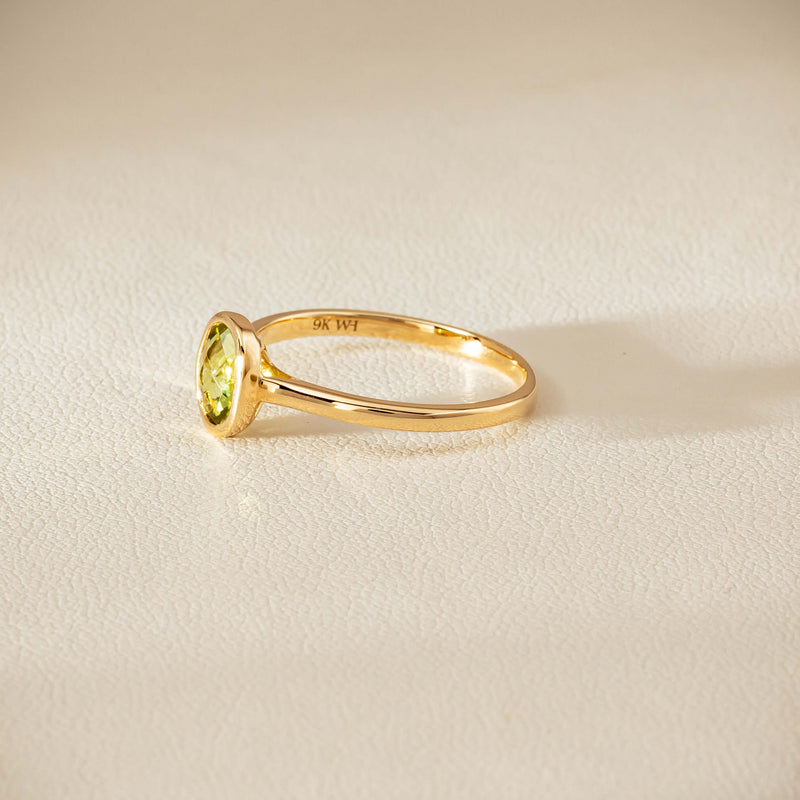 9ct Yellow Gold Peridot Iris Ring - Ring - Walker & Hall