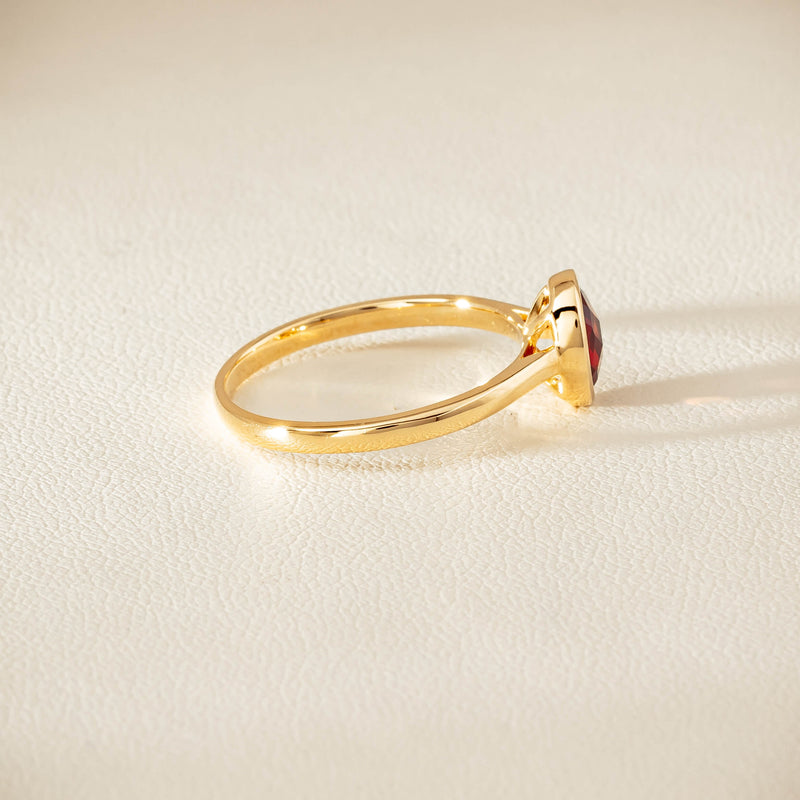 9ct Yellow Gold Garnet Iris Ring - Ring - Walker & Hall