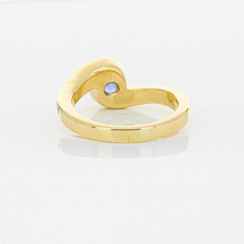 Deja Vu 18ct Yellow Gold 1.28ct Sapphire & Diamond Ring - Ring - Walker & Hall