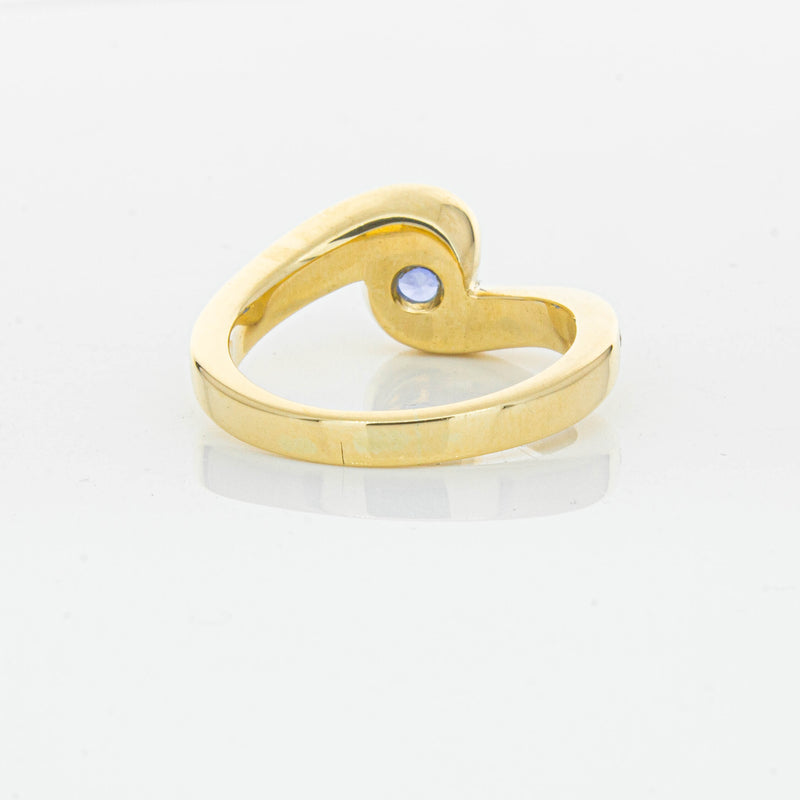 Deja Vu 18ct Yellow Gold 1.28ct Sapphire & Diamond Ring - Ring - Walker & Hall