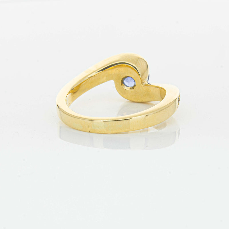 Deja Vu 18ct Yellow Gold 1.28ct Sapphire & Diamond Ring - Ring - Walker & Hall