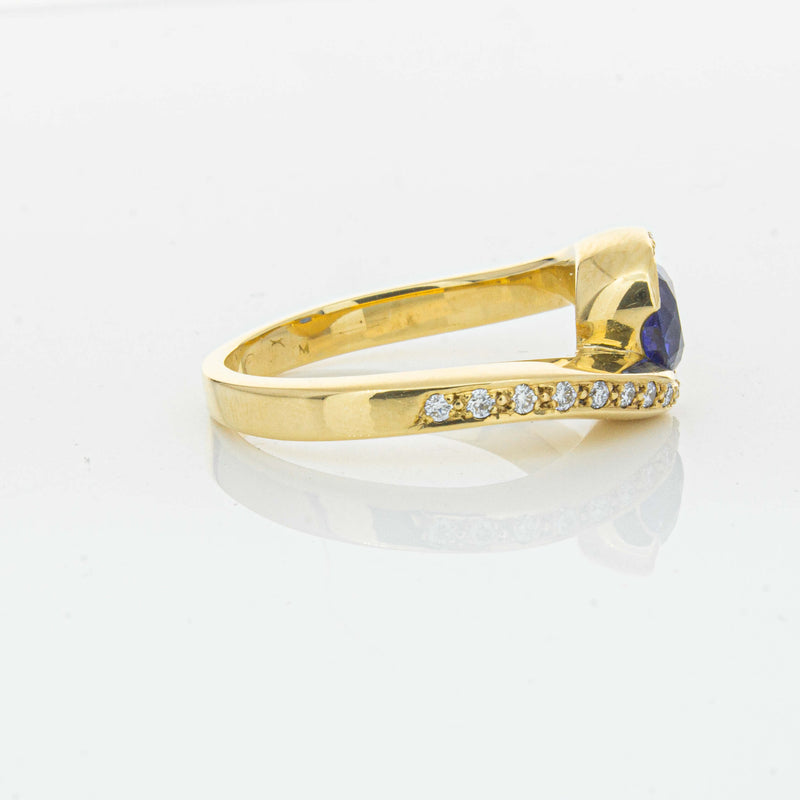Deja Vu 18ct Yellow Gold 1.28ct Sapphire & Diamond Ring - Ring - Walker & Hall