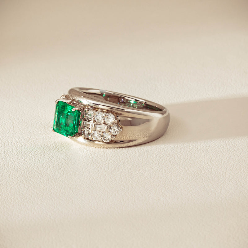 Deja Vu Platinum 1.43ct Emerald & Diamond Cluster Ring - Ring - Walker & Hall