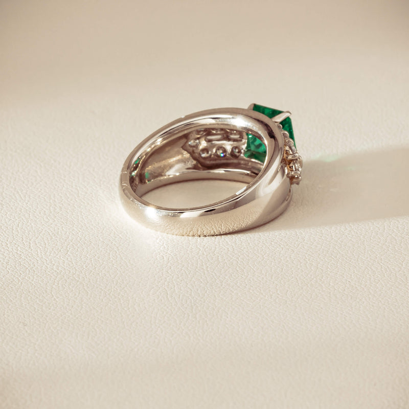 Deja Vu Platinum 1.43ct Emerald & Diamond Cluster Ring - Ring - Walker & Hall