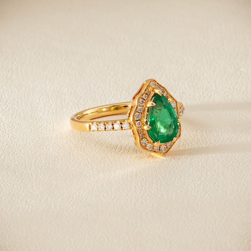 Deja Vu 18ct Yellow Gold 1.22ct Emerald & Diamond Ring - Ring - Walker & Hall