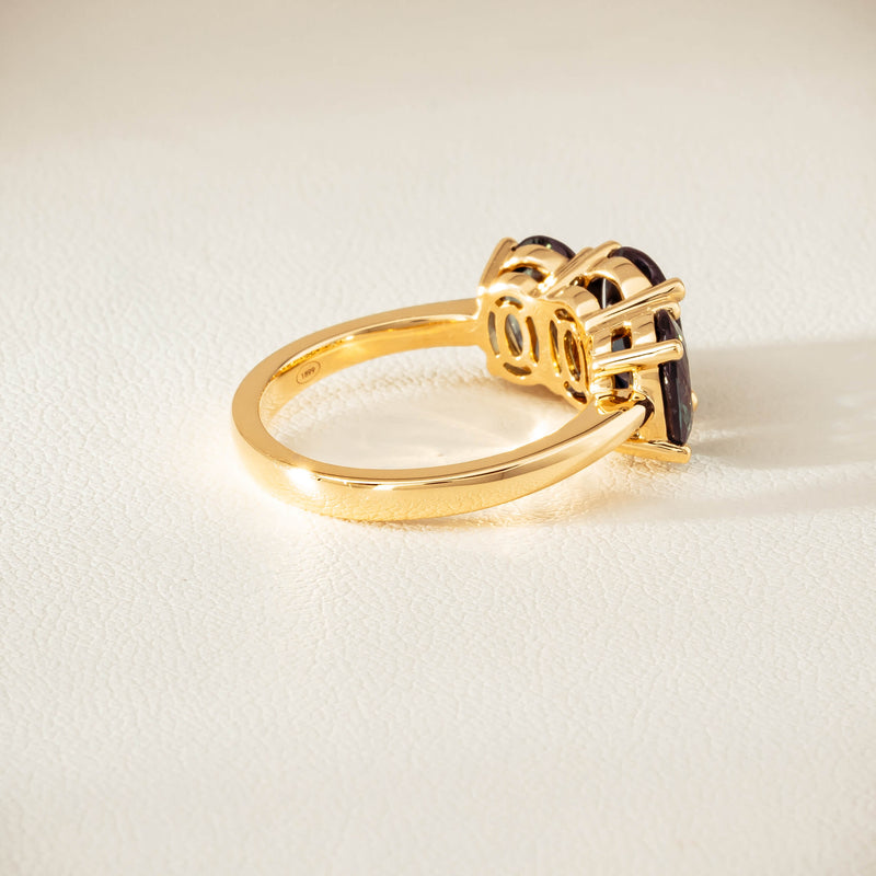18ct Yellow Gold 4.47ct Green Sapphire Odyssey Ring - Ring - Walker & Hall