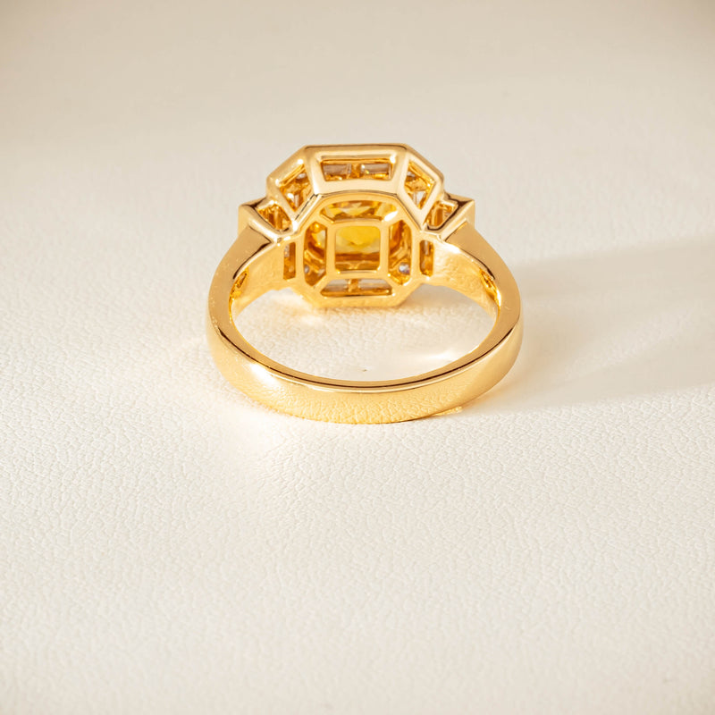 18ct Yellow Gold 2.07ct Yellow Sapphire & Diamond Magritte Ring - Ring - Walker & Hall