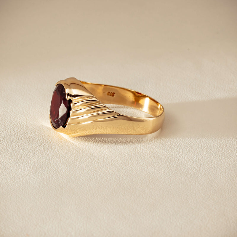 Deja Vu 9ct Yellow Gold 5.00ct Oval Garnet Mens Ring - Ring - Walker & Hall
