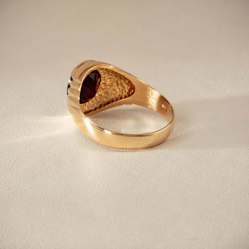 Deja Vu 9ct Yellow Gold 5.00ct Oval Garnet Mens Ring - Ring - Walker & Hall