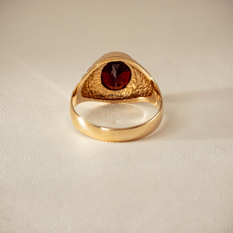 Deja Vu 9ct Yellow Gold 5.00ct Oval Garnet Mens Ring - Ring - Walker & Hall