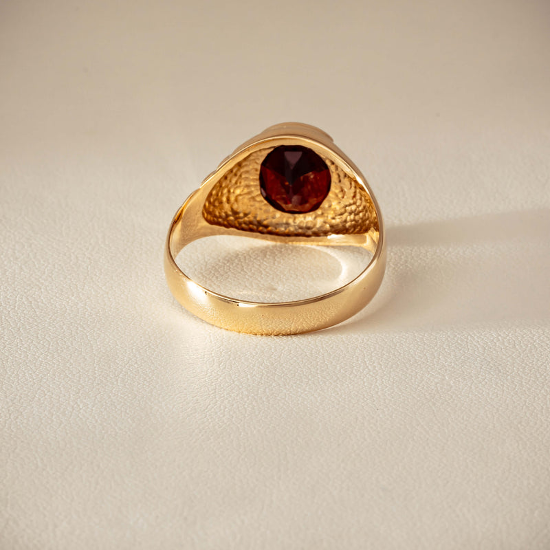 Deja Vu 9ct Yellow Gold 5.00ct Oval Garnet Mens Ring - Ring - Walker & Hall