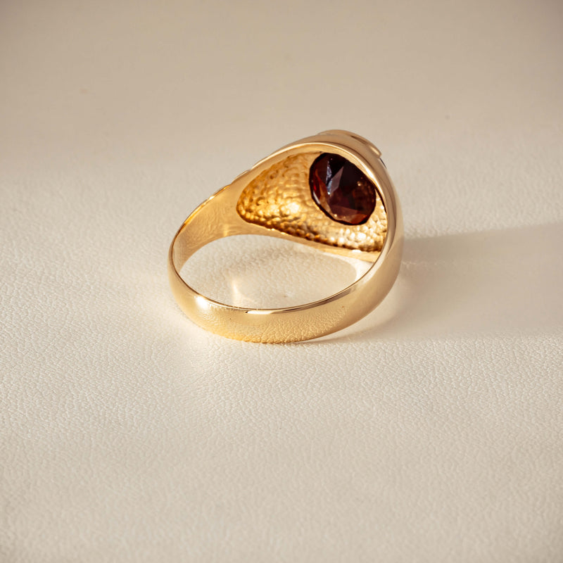 Deja Vu 9ct Yellow Gold 5.00ct Oval Garnet Mens Ring - Ring - Walker & Hall