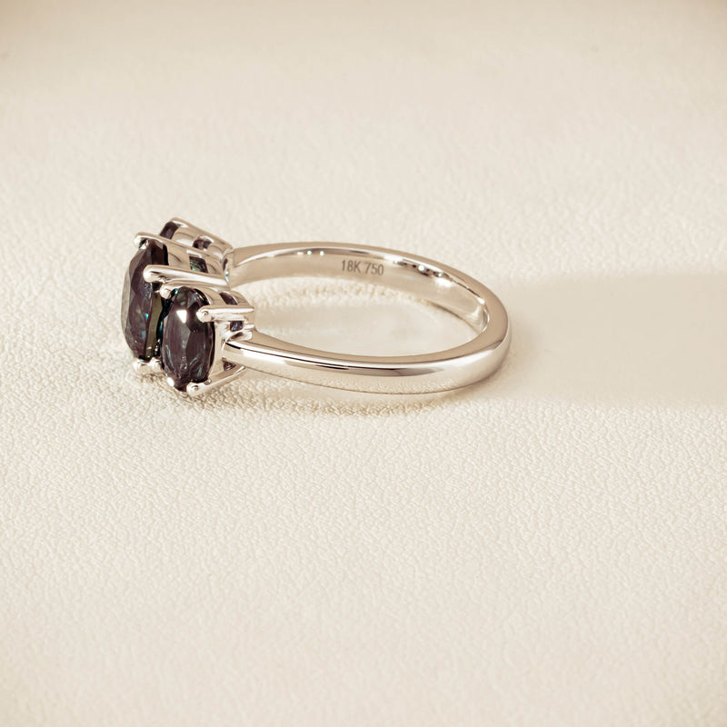 18ct White Gold 4.31ct Green Sapphire Odyssey Ring - Ring - Walker & Hall
