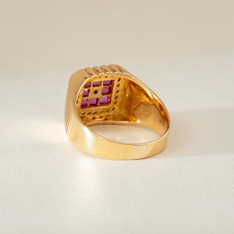 Deja Vu 18ct Yellow Gold Pink Sapphire Diamond Signet Ring - Ring - Walker & Hall