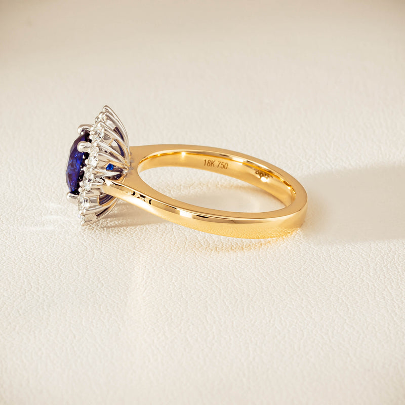 18ct Yellow Gold 2.00ct Sapphire & Diamond Belle Ring