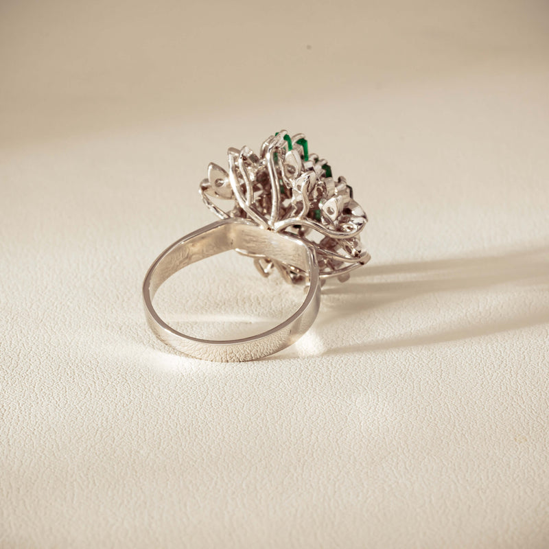 Vintage 13ct White Gold Emerald & Diamond Cluster Ring