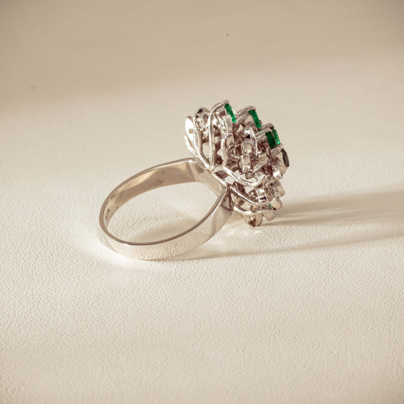 Vintage 13ct White Gold Emerald & Diamond Cluster Ring