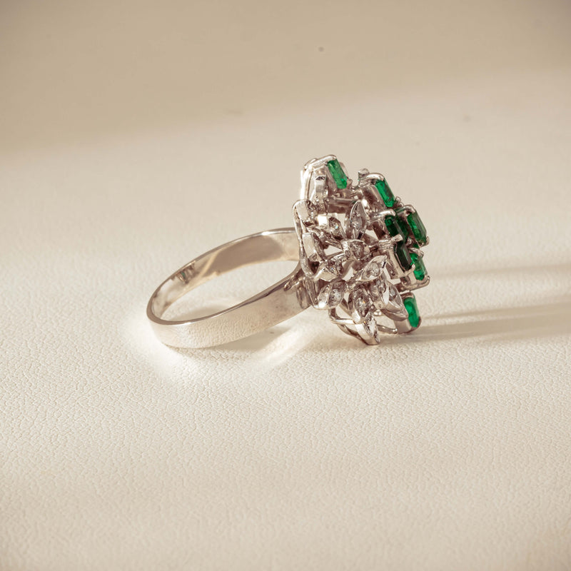 Vintage 13ct White Gold Emerald & Diamond Cluster Ring