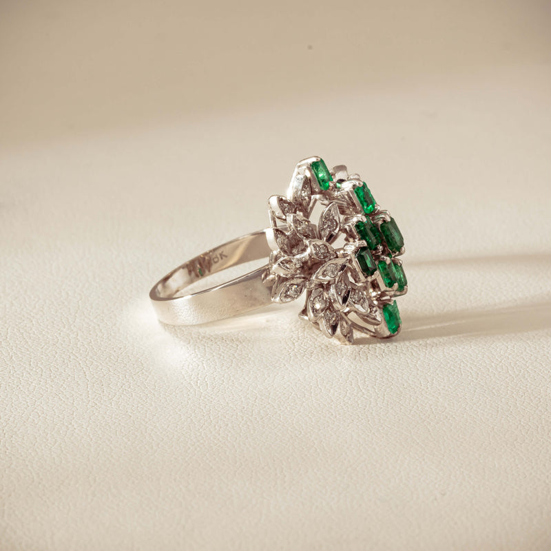 Vintage 13ct White Gold Emerald & Diamond Cluster Ring