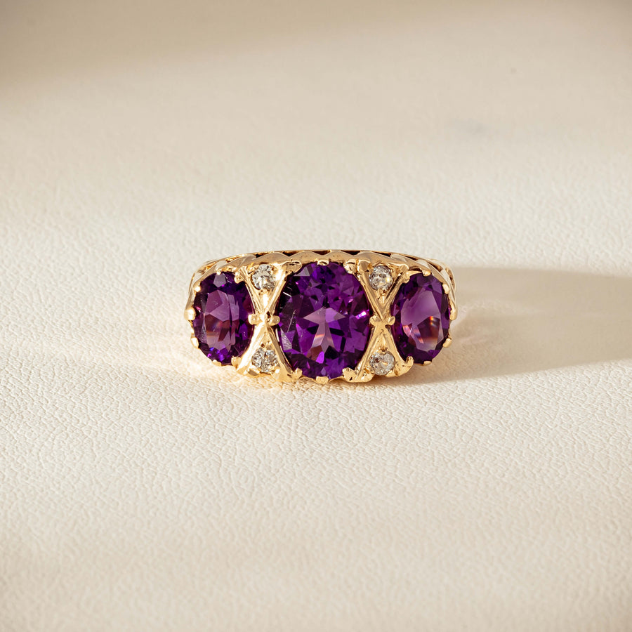Deja Vu 9ct Gold Amethyst & Diamond Ring - London 1972