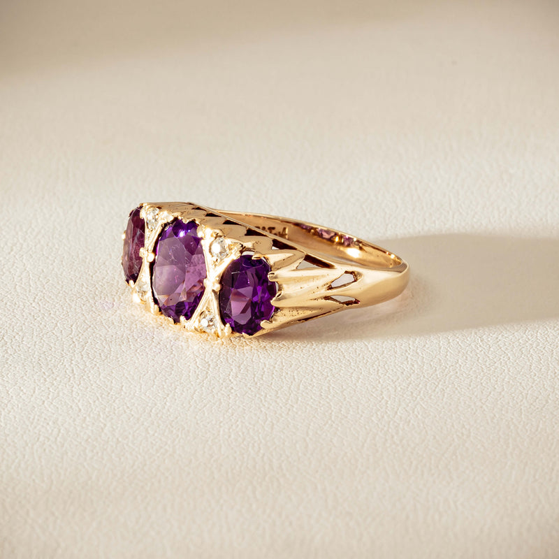 Deja Vu 9ct Gold Amethyst & Diamond Ring - London 1972