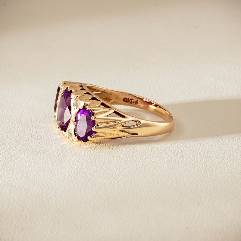 Deja Vu 9ct Gold Amethyst & Diamond Ring - London 1972