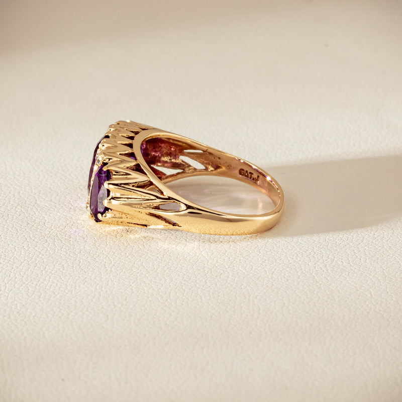 Deja Vu 9ct Gold Amethyst & Diamond Ring - London 1972