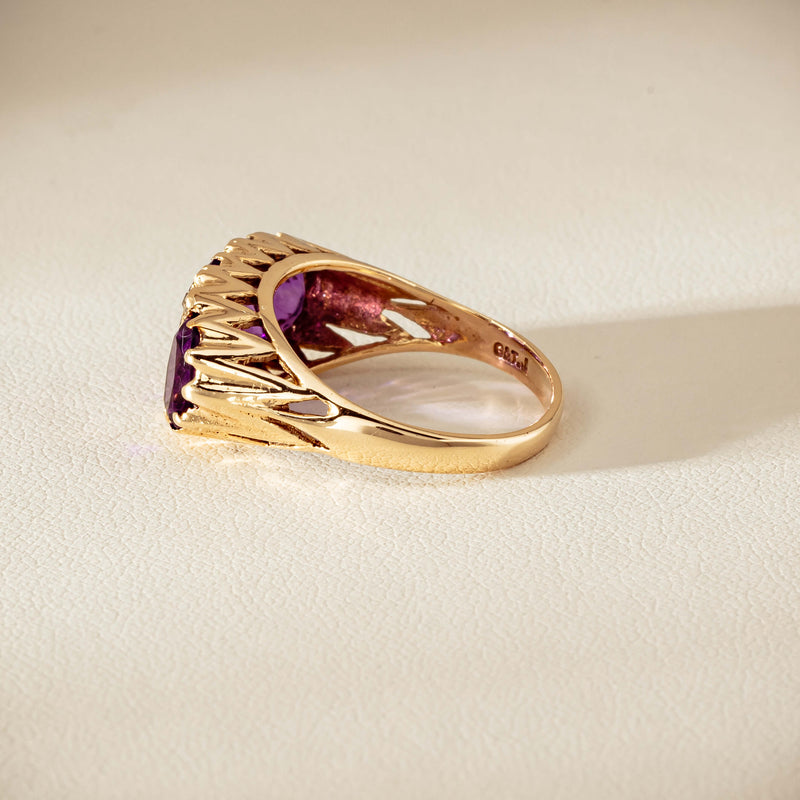 Deja Vu 9ct Gold Amethyst & Diamond Ring - London 1972