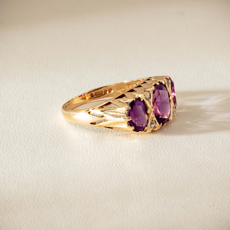 Deja Vu 9ct Gold Amethyst & Diamond Ring - London 1972