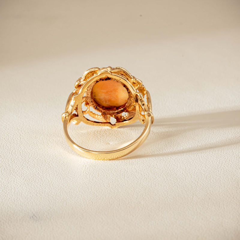 Deja Vu 9ct Yellow Gold Decorative Cameo Ring - London 1976