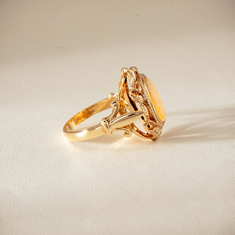 Deja Vu 9ct Yellow Gold Decorative Cameo Ring - London 1976