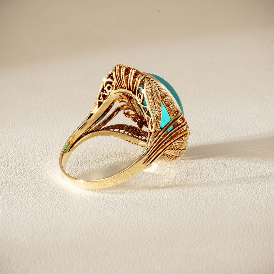 Deja Vu 14ct Yellow Gold Oval Turquoise Filigree Ring