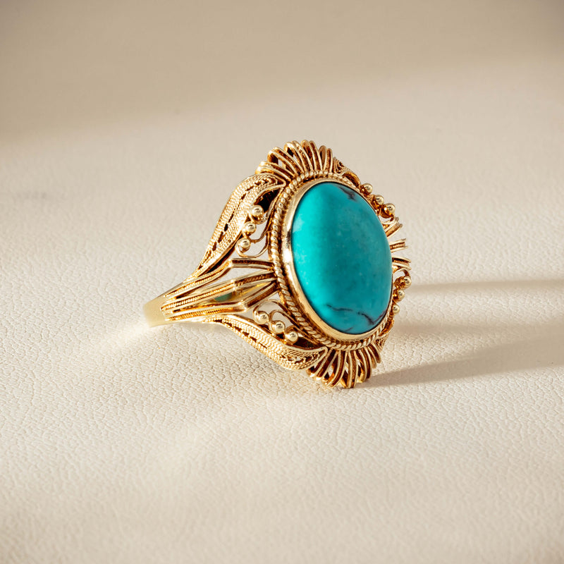 Deja Vu 14ct Yellow Gold Oval Turquoise Filigree Ring