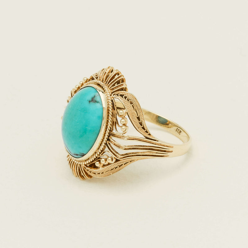 Deja Vu 14ct Yellow Gold Oval Turquoise Filigree Ring