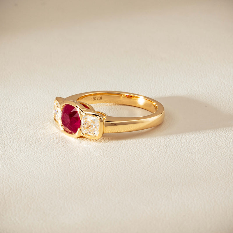 18ct Yellow Gold 1.52ct Ruby & Diamond Rubover-Set Ring