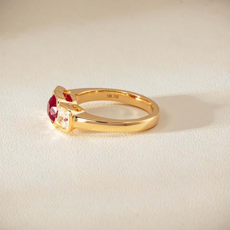 18ct Yellow Gold 1.52ct Ruby & Diamond Rubover-Set Ring