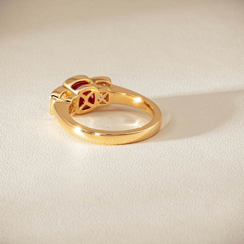 18ct Yellow Gold 1.52ct Ruby & Diamond Rubover-Set Ring