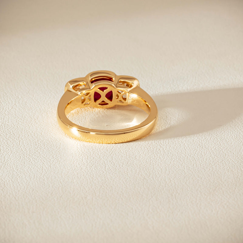 18ct Yellow Gold 1.52ct Ruby & Diamond Rubover-Set Ring