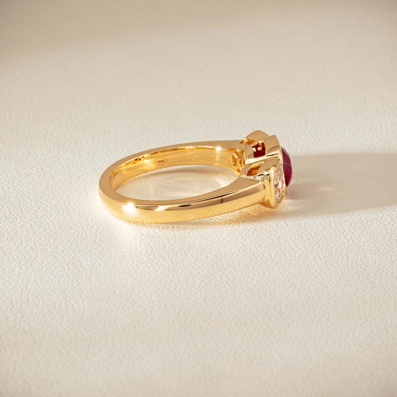 18ct Yellow Gold 1.52ct Ruby & Diamond Rubover-Set Ring
