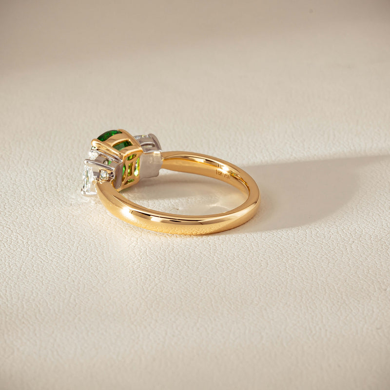 18ct Yellow Gold 2.01ct Tsavorite & Diamond Odyssey Ring