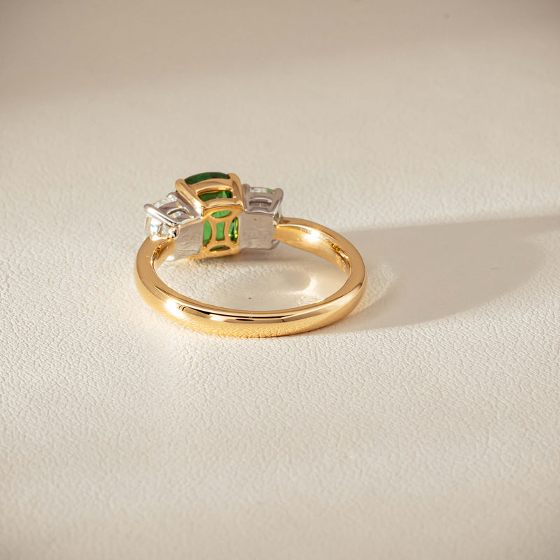 18ct Yellow Gold 2.01ct Tsavorite & Diamond Odyssey Ring