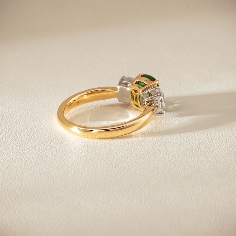 18ct Yellow Gold 2.01ct Tsavorite & Diamond Odyssey Ring