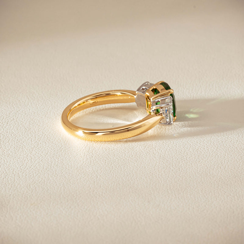 18ct Yellow Gold 2.01ct Tsavorite & Diamond Odyssey Ring