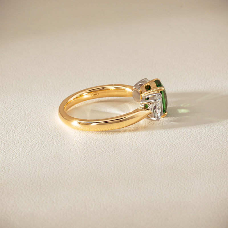 18ct Yellow Gold 2.01ct Tsavorite & Diamond Odyssey Ring