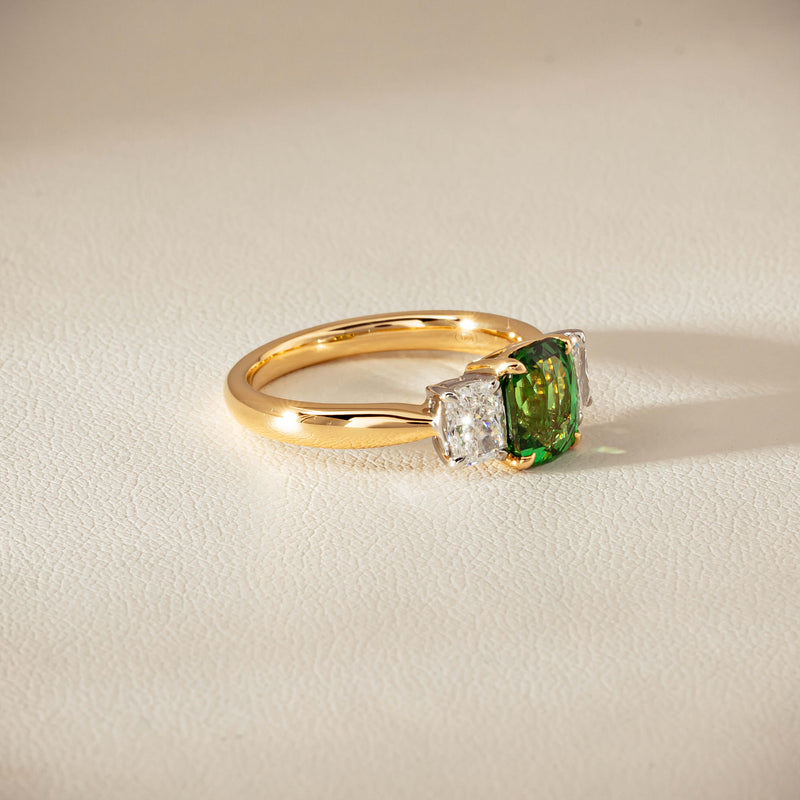 18ct Yellow Gold 2.01ct Tsavorite & Diamond Odyssey Ring