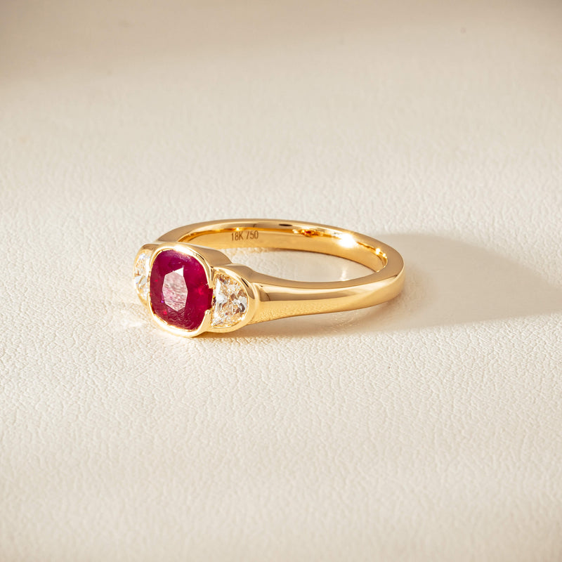 18ct Yellow Gold 1.46ct Ruby & Diamond Rubover-Set Ring